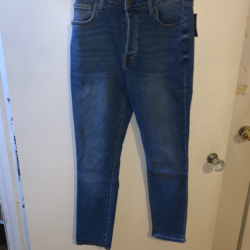 High waisted Mom jeans